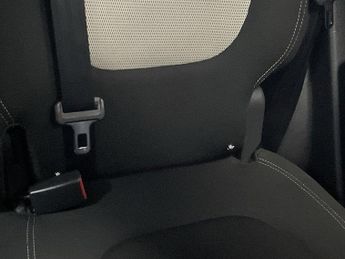 RENAULT CAPTUR 0.9 TCe ENERGY Iconic SUV 5dr Petrol Manual Euro 6 (s/s) (90 ps)