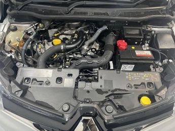 RENAULT CAPTUR 0.9 TCe ENERGY Iconic SUV 5dr Petrol Manual Euro 6 (s/s) (90 ps)