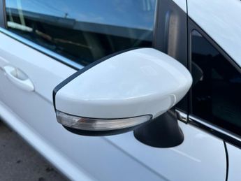 FORD ECOSPORT 1.0T EcoBoost GPF Titanium SUV 5dr Petrol Auto Euro 6 (s/s) (125