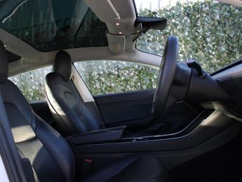 TESLA Model 3 (Dual Motor) Performance Saloon 4dr Electric Auto 4WDE (Performa