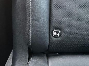 GENESIS GV70 2.5T Sport SUV 5dr Petrol Auto 4WD Euro 6 (s/s) (304 ps)