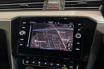 VOLKSWAGEN PASSAT 2.0 TDI EVO R-Line Estate 5dr Diesel DSG Euro 6 (s/s) (150 ps) F