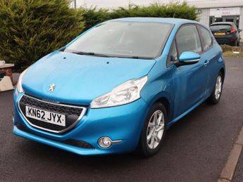PEUGEOT 208 1.2 VTi Active Hatchback 3dr Petrol Manual Euro 5 (82 ps)