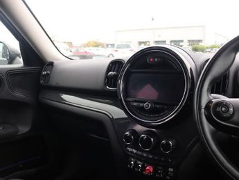 MINI COUNTRYMAN 2.0 Cooper D SUV 5dr Diesel Auto Euro 6 (s/s) (150 ps)