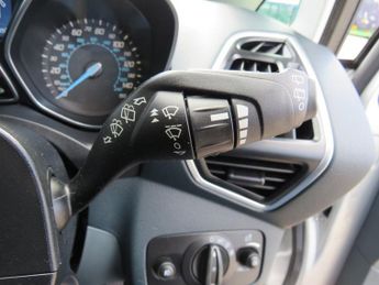 FORD C-MAX 2.0 TDCi Titanium X MPV 5dr Diesel Powershift Euro 5 (163 ps)