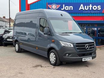 Mercedes Sprinter 2.0 315 CDI Premium Panel Van 5dr Diesel G-Tronic FWD L2 H2 Euro