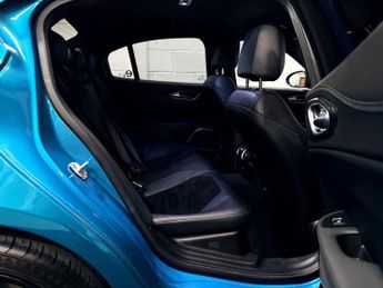 ALFA ROMEO GIULIA 2.0T Veloce Ti Saloon 4dr Petrol Auto Euro 6 (s/s) (280 ps)