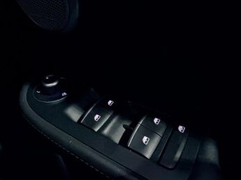 ALFA ROMEO GIULIA 2.0T Veloce Ti Saloon 4dr Petrol Auto Euro 6 (s/s) (280 ps)