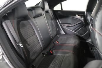 MERCEDES-BENZ CLA 2.1 CLA220d AMG Line Coupe 4dr Diesel 7G-DCT 4MATIC Euro 6 (s/s)
