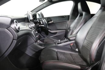 MERCEDES-BENZ CLA 2.1 CLA220d AMG Line Coupe 4dr Diesel 7G-DCT 4MATIC Euro 6 (s/s)