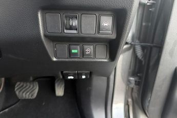 NISSAN QASHQAI 1.3 DIG-T N-Connecta SUV 5dr Petrol DCT Auto Euro 6 (s/s) (160 p