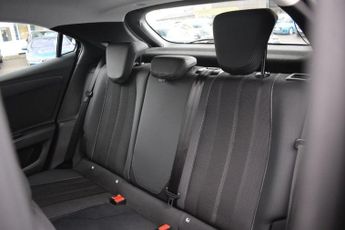 VAUXHALL MOKKA 1.2 Turbo Elite Premium SUV 5dr Petrol Auto Euro 6 (s/s) (130 ps