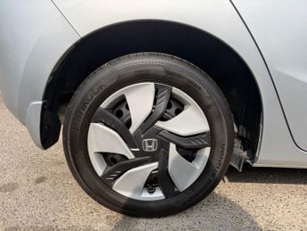 HONDA JAZZ 1.5 Hybrid Petrol Silver 5dr