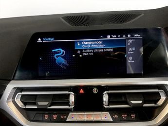 BMW 3 SERIES 2.0 330e 12kWh SE Pro Touring 5dr Petrol Plug-in Hybrid Auto xDr