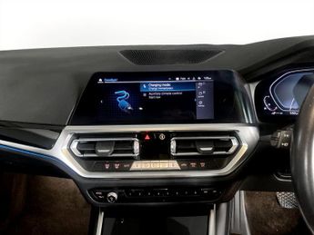 BMW 3 SERIES 2.0 330e 12kWh SE Pro Touring 5dr Petrol Plug-in Hybrid Auto xDr