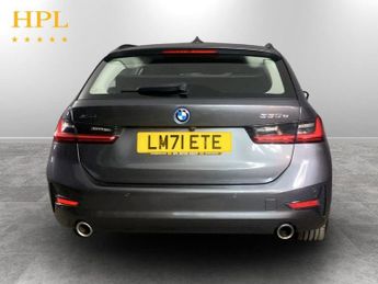 BMW 3 SERIES 2.0 330e 12kWh SE Pro Touring 5dr Petrol Plug-in Hybrid Auto xDr