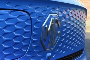 MG MG ZS JANUARY SALE PRICE 72.6kWh SE | INCLUDES BATTERY HEALTH CHECK CE