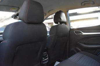 MG MG ZS 72.6kWh SE Long Range SUV 5dr Electric Auto (156 ps)