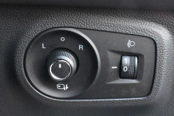 MG MG ZS 72.6kWh SE Long Range SUV 5dr Electric Auto (156 ps)