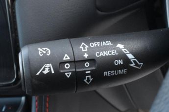 MG MG ZS 72.6kWh SE | INCLUDES BATTERY HEALTH CHECK CERTIFICATE | LONG RA