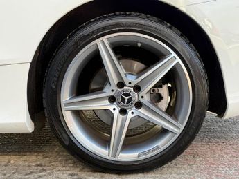 MERCEDES-BENZ C-CLASS 2.0 C300 AMG Line (Premium Plus) Coupe 2dr Petrol G-Tronic+ Euro