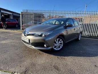 TOYOTA AURIS 1.8 VVT-h Icon Hatchback 5dr Petrol Hybrid CVT Euro 6 (s/s) (136