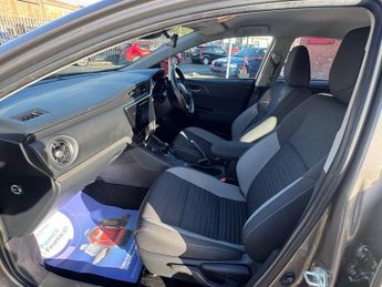 TOYOTA AURIS 1.8 VVT-h Icon Hatchback 5dr Petrol Hybrid CVT Euro 6 (s/s) (136