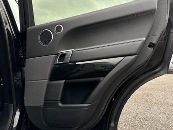 LAND ROVER RANGE ROVER SPORT 5.0 P575 V8 GPF SVR SUV 5dr Petrol Auto 4WD Euro 6 (s/s) (575 ps