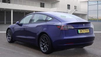 TESLA Model 3 Standard Range Plus Saloon 4dr Electric Auto RWD (241 bhp)