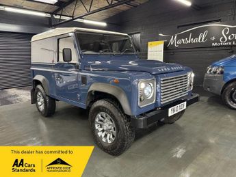 Land Rover Defender 2.4 TDCi Hard Top SUV 3dr Diesel Manual 4WD SWB Euro 4 (122 bhp)