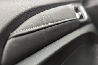 MG MG5 52.5kWh Exclusive Estate 5dr Electric Auto (156 ps)