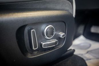 LAND ROVER RANGE ROVER VELAR 5.0 P550 SVAutobiography Dynamic Edition SUV 5dr Petrol Auto 4WD