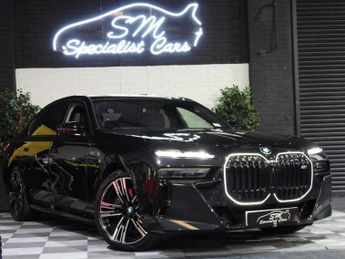 BMW 760 3.0 M760e 22.1kWh Saloon 4dr Petrol Plug-in Hybrid Auto xDrive E