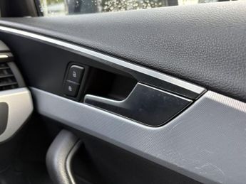 AUDI A4 ALLROAD 2.0 TDI Sport Estate 5dr Diesel S Tronic quattro Euro 6 (s/s) (1