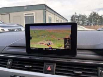 AUDI A4 ALLROAD 2.0 TDI Sport Estate 5dr Diesel S Tronic quattro Euro 6 (s/s) (1