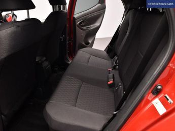 TOYOTA YARIS 1.5 VVT-h Design Hatchback 5dr Petrol Hybrid E-CVT Euro 6 (s/s) 