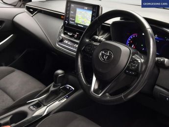 TOYOTA COROLLA 1.8 VVT-h GPF Icon Tech Hatchback 5dr Petrol Hybrid CVT Euro 6 (