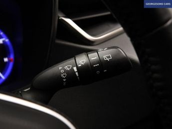 TOYOTA COROLLA 1.8 VVT-h GPF Icon Tech Hatchback 5dr Petrol Hybrid CVT Euro 6 (