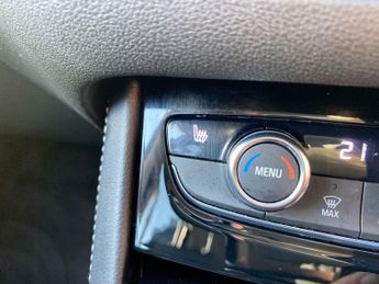 VAUXHALL GRANDLAND 1.2 Turbo Ultimate SUV 5dr Petrol Auto Euro 6 (s/s) (130 ps)