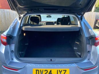 VAUXHALL GRANDLAND 1.2 Turbo Ultimate SUV 5dr Petrol Auto Euro 6 (s/s) (130 ps)