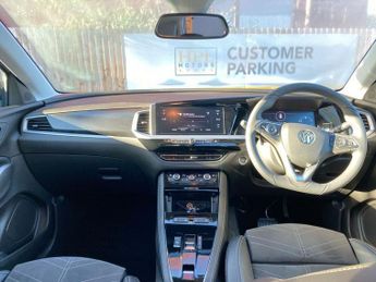 VAUXHALL GRANDLAND 1.2 Turbo Ultimate SUV 5dr Petrol Auto Euro 6 (s/s) (130 ps)