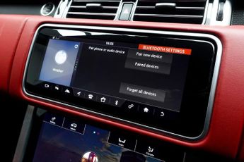 LAND ROVER RANGE ROVER 3.0 SD V6 Vogue SE SUV 5dr Diesel Auto 4WD Euro 6 (s/s) (275 ps)