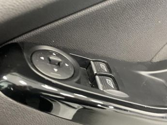 FORD FIESTA 1.25 Zetec Hatchback 5dr Petrol Manual Euro 5 (85 ps) - AA INSPE