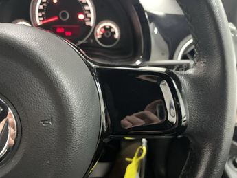 VOLKSWAGEN UP! 1.0 High up! Hatchback 5dr Petrol Manual Euro 5 (75 ps) - AA INS