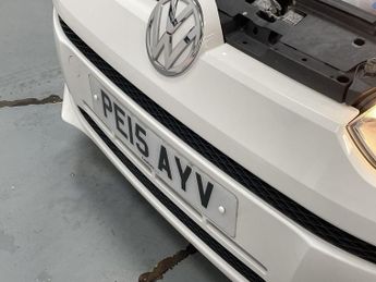 VOLKSWAGEN UP! 1.0 High up! Hatchback 5dr Petrol Manual Euro 5 (75 ps) - AA INS