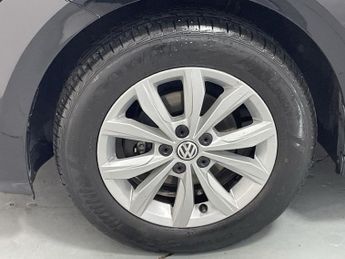 VOLKSWAGEN POLO 1.0 SE Hatchback 5dr Petrol Manual Euro 6 (s/s) (65 ps) - AA INS