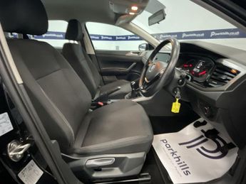 VOLKSWAGEN POLO 1.0 SE Hatchback 5dr Petrol Manual Euro 6 (s/s) (65 ps) - AA INS