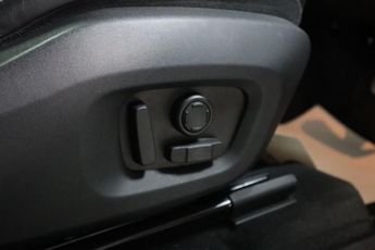 LAND ROVER RANGE ROVER EVOQUE 2.0 TD4 HSE Dynamic SUV 5dr Diesel Auto 4WD Euro 6 (s/s) (180 ps