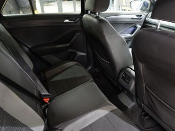 VOLKSWAGEN T-ROC 1.5 TSI GPF EVO R-Line SUV 5dr Petrol DSG Euro 6 (s/s) (150 ps)