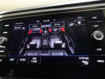 VOLKSWAGEN T-ROC 1.5 TSI GPF EVO R-Line SUV 5dr Petrol DSG Euro 6 (s/s) (150 ps)